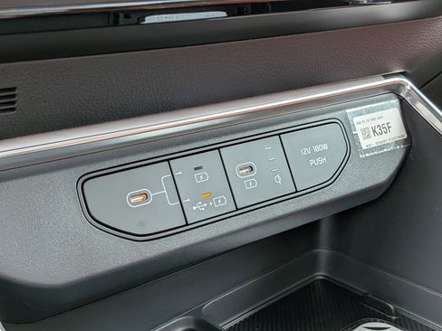 New 2026 Kia Carnival SX image 36