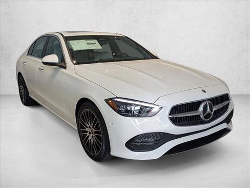 Used 2025 Mercedes-Benz C 300 4MATIC Sedan image 6