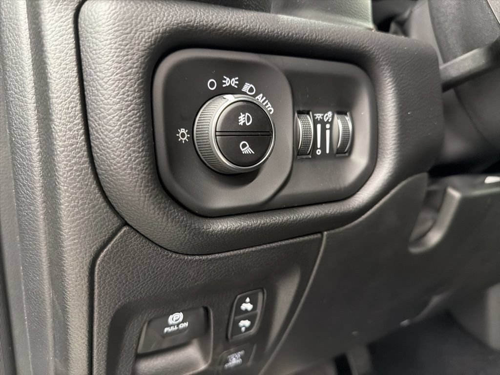 New 2026 RAM 1500 Lone Star AWD/4WD image 16