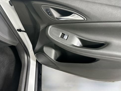 Used 2024 Buick Encore GX Sport Touring image 30