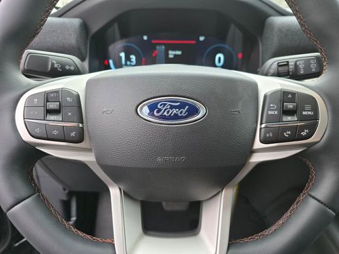 New 2026 Ford Explorer Active AWD/4WD image 19