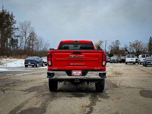 Certified 2022 GMC Sierra 3500 SLE w/ SLE Convenience Package image 5