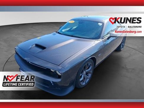 Used 2019 Dodge Challenger R/T RWD image 1
