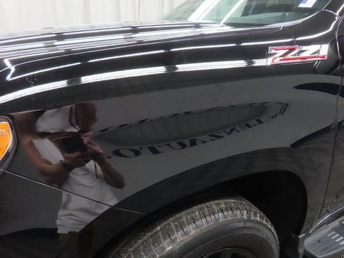 Used 2025 Chevrolet Silverado 1500 RST w/ Convenience Package II image 40