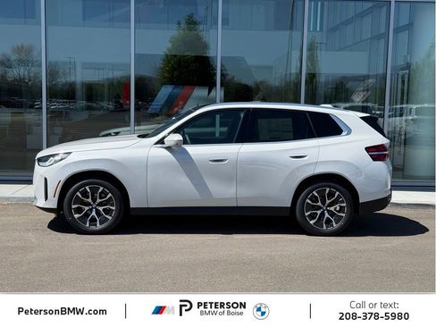 New 2026 BMW X3 xDrive30 w/ Premium Package AWD/4WD image 2