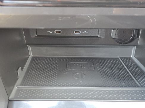 Certified 2024 Volkswagen Tiguan SEL R-Line AWD/4WD image 13