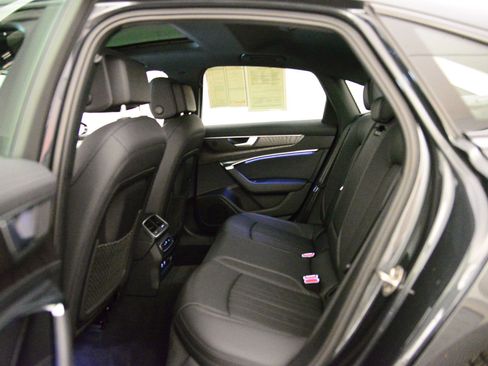 Used 2023 Audi A6 2.0T Premium w/ Convenience Package image 11