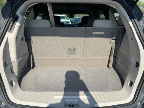 Used 2013 Buick Enclave Convenience FWD image 18