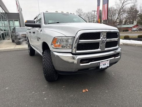 Used 2015 RAM 2500 Tradesman w/ Chrome Appearance Group image 4
