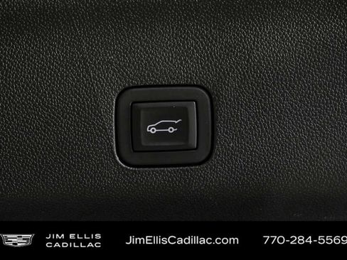 Used 2025 Chevrolet Tahoe High Country RWD image 33