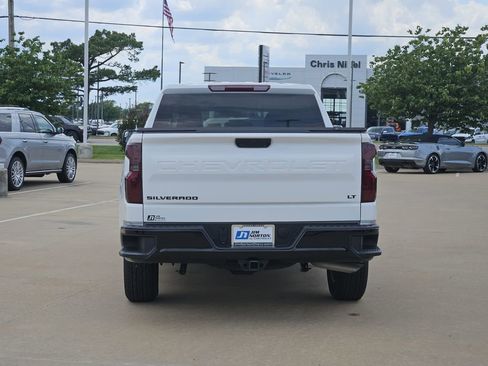 Used 2025 Chevrolet Silverado 1500 LT RWD image 7