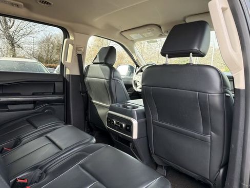 Used 2023 Ford Expedition Max XLT image 18