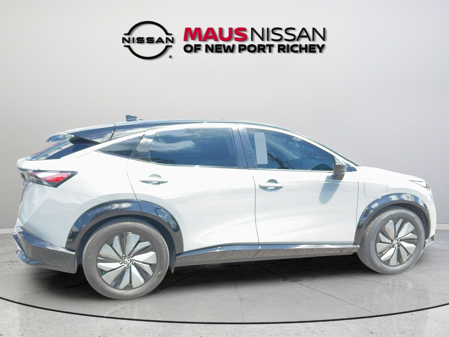Certified 2025 Nissan Ariya FWD image 19