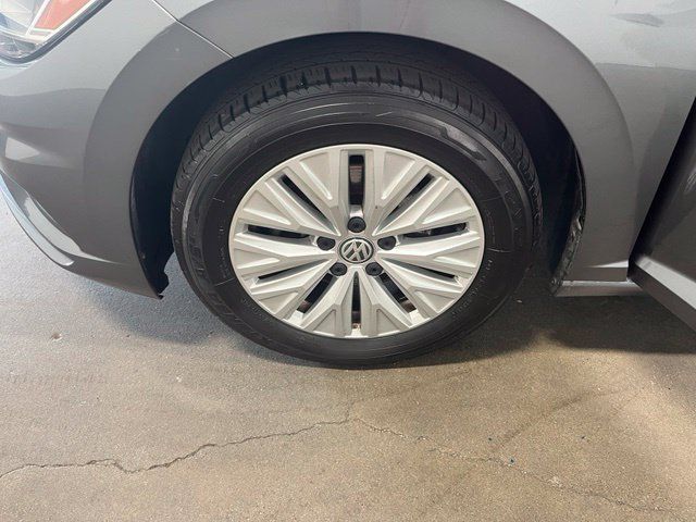 Used 2019 Volkswagen Jetta S w/ Driver Assistance Package FWD image 31