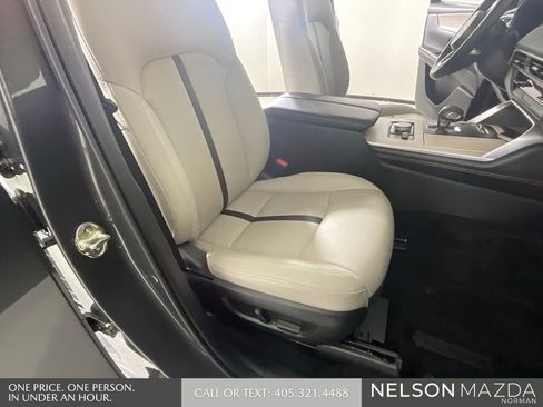 Certified 2025 MAZDA CX-90 Plug-In Hybrid w/ Preferred AWD/4WD image 27