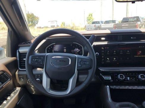 New 2026 GMC Sierra 2500 Denali w/ Technology Package AWD/4WD image 15