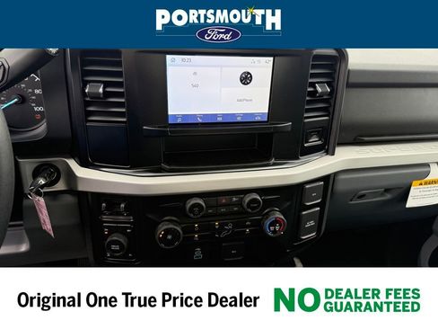 New 2026 Ford F350 XLT w/ FX4 Off-Road Package AWD/4WD image 6