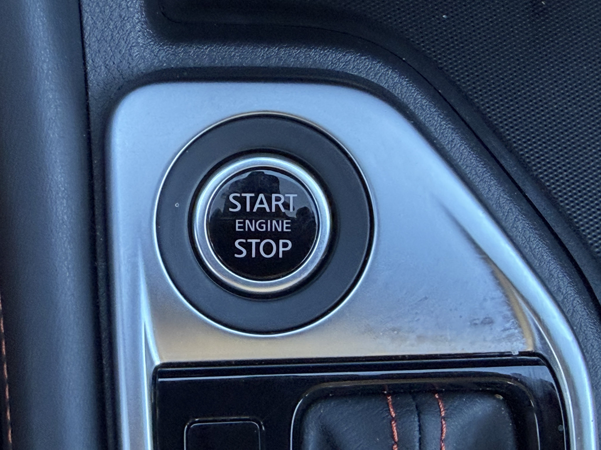 Used 2025 Nissan Sentra SR w/ SR Premium Package FWD image 15