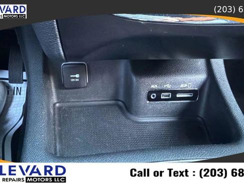 Used 2017 Dodge Durango R/T w/ Technology Group image 20