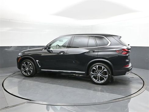 New 2026 BMW X5 sDrive40i w/ Climate Comfort Package image 5