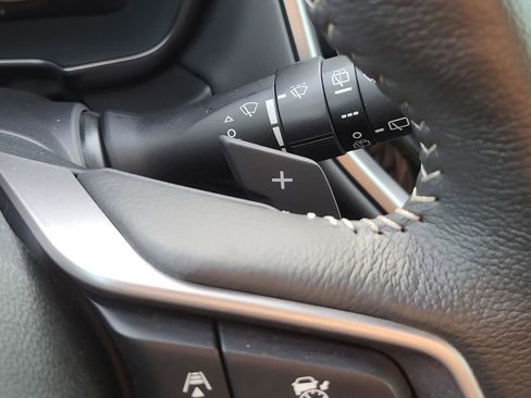 Certified 2025 Subaru Outback Limited image 30