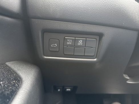 Used 2018 MAZDA CX-5 Touring w/ Preferred Equipment Package image 8