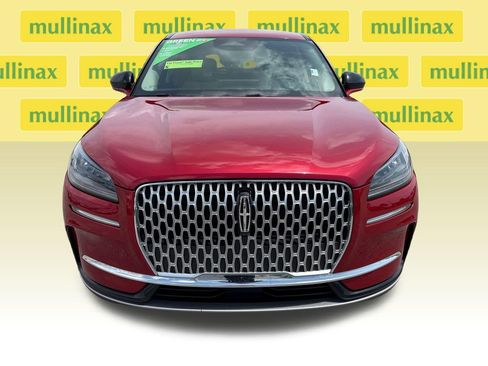 Used 2025 Lincoln Corsair FWD image 10