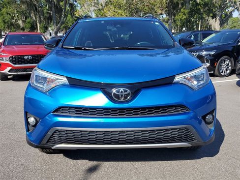 Used 2017 Toyota RAV4 SE image 7