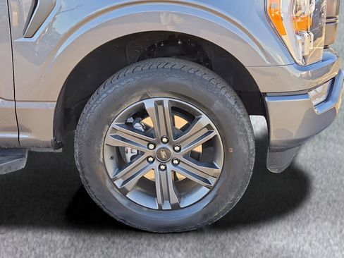 Used 2023 Ford F150 Lariat image 4