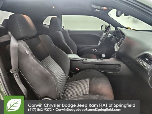 Used 2022 Dodge Challenger R/T image 31