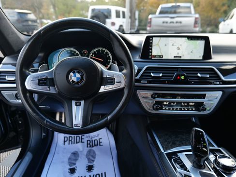 Used 2018 BMW M760i xDrive M760i xDrive Sedan image 17