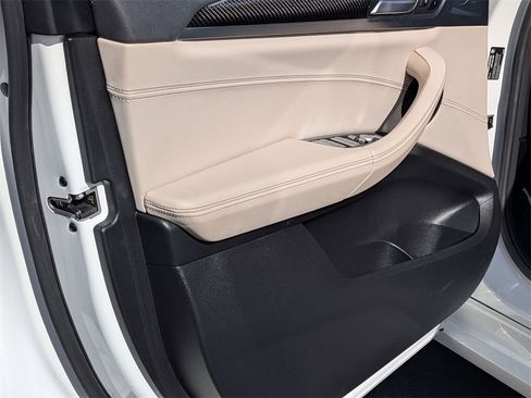 Used 2024 BMW X4 M40i w/ Premium Package image 15