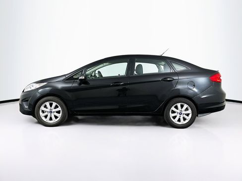 Used 2013 Ford Fiesta SE image 4
