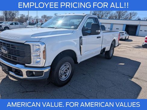 New 2026 Ford F250 XL w/ XL Driver Assist Package RWD image 2