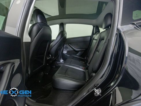 Used 2024 Tesla Model Y Performance AWD/4WD image 26
