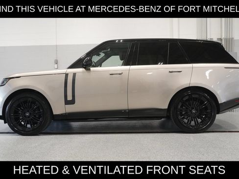 Used 2024 Land Rover Range Rover SE AWD/4WD image 3
