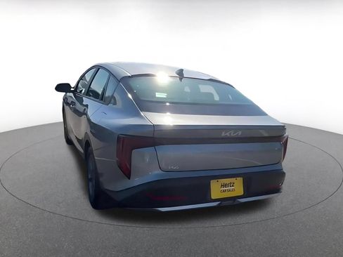 Used 2025 Kia K4 FWD image 11