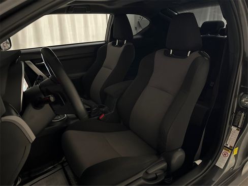 Used 2016 Scion tC 10 Series image 31