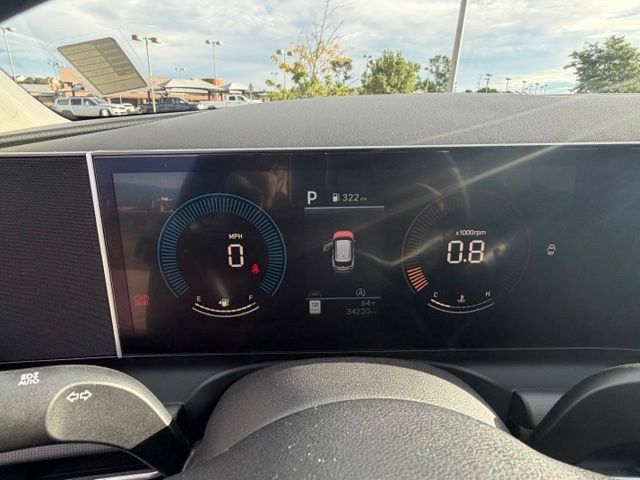 Used 2025 Hyundai Tucson SEL AWD/4WD image 17