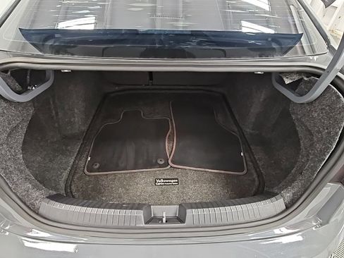 Used 2020 Volkswagen Jetta GLI Autobahn w/ GLI Autobahn Black Package image 29