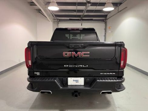 Used 2023 GMC Sierra 1500 Denali AWD/4WD image 6
