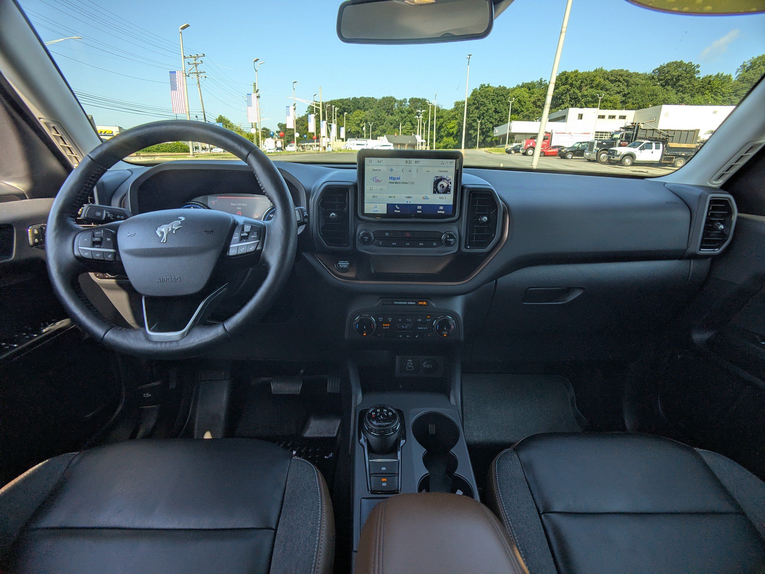 Used 2023 Ford Bronco Sport Outer Banks w/ Tech Package AWD/4WD image 16