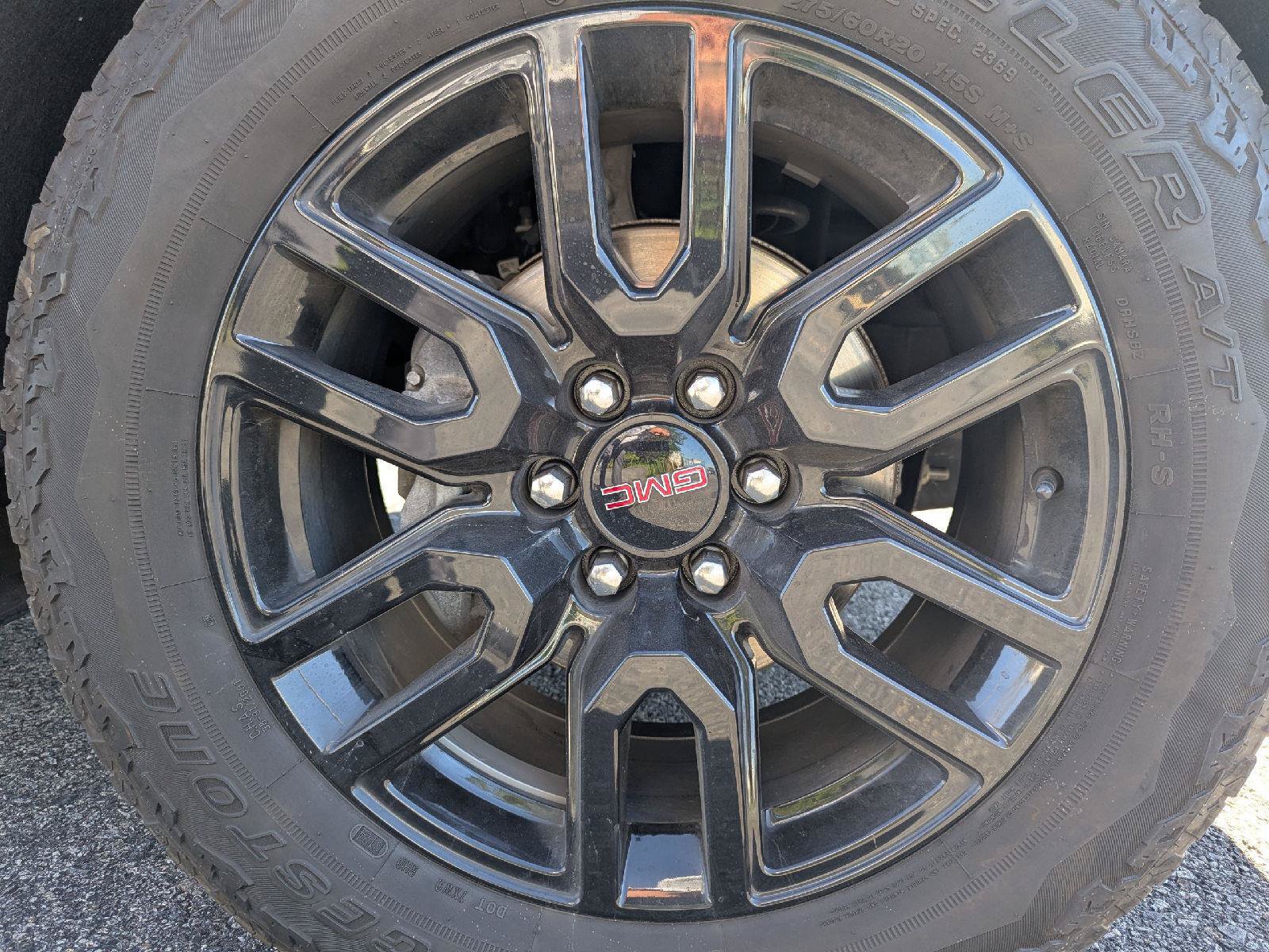 Used 2025 GMC Sierra 1500 Elevation AWD/4WD image 9