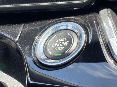 Used 2025 Chevrolet Trax ACTIV w/ Driver Confidence Package FWD image 33