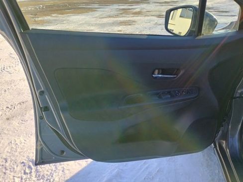 Used 2021 Nissan Versa SV image 22