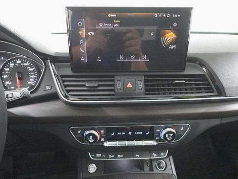 Used 2024 Audi Q5 2.0T Premium w/ Convenience Package image 17