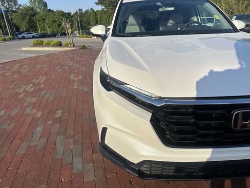 Certified 2024 Honda CR-V EX image 28