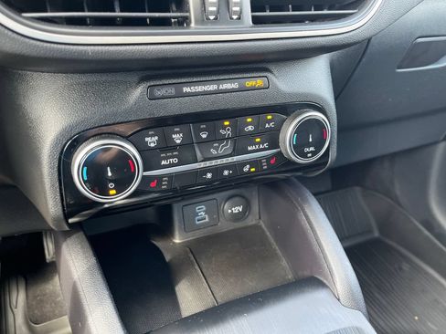 Used 2022 Ford Escape SEL AWD/4WD image 19