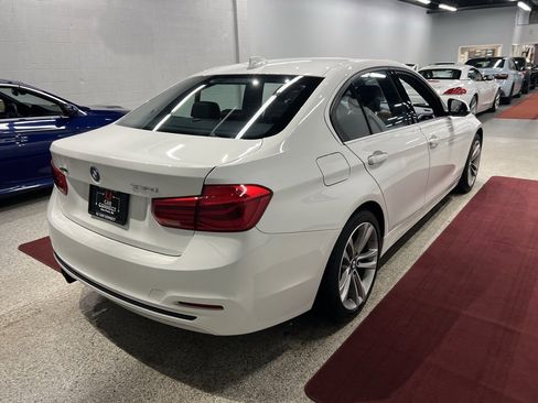 Used 2018 BMW 330i xDrive Sedan image 13
