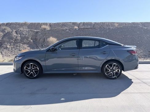 New 2025 Nissan Sentra SR image 4